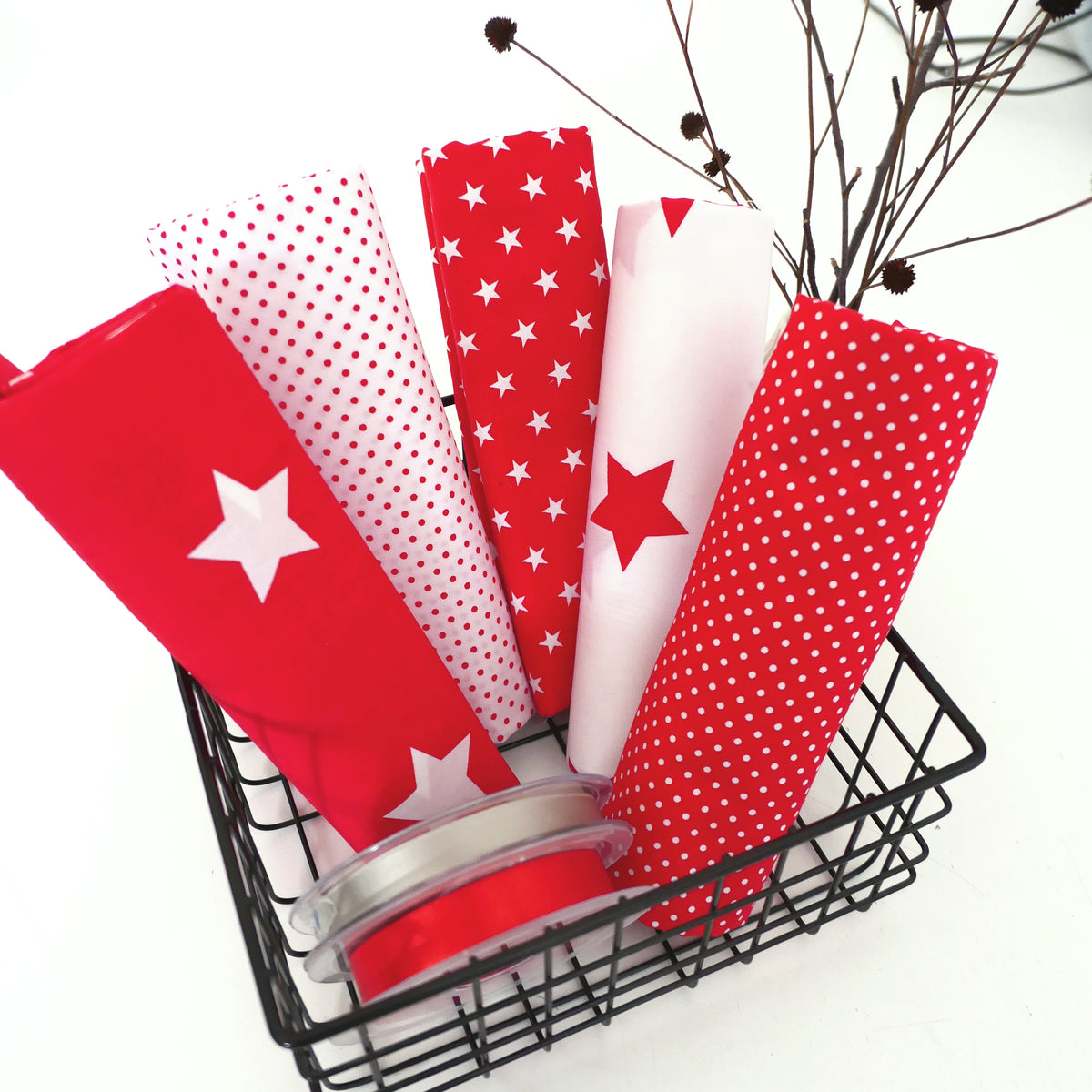 Stoffpaket, 5 x Fat Quarter, Baumwolle, Sterne und Punkte, Rot, Weiß