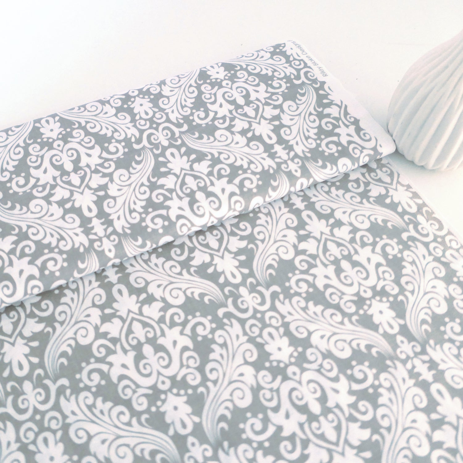 Baumwollstoff, amerikanischer Designerstoff, Riley Blake, Dandy Damask, Meterware