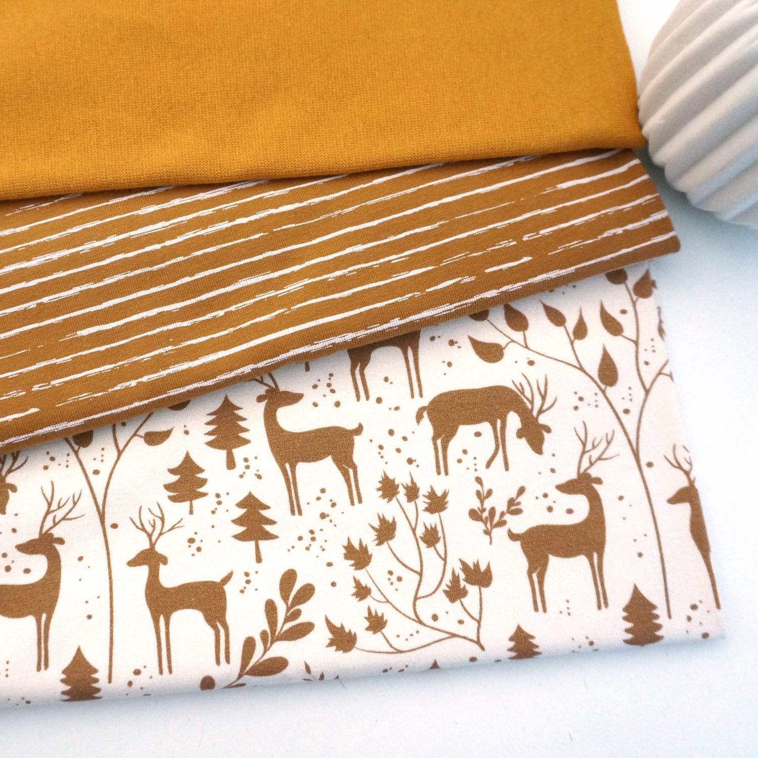 Stoffpaket Jersey 'Miniwinter' Rotwild, Linien Ocker, Bündchen