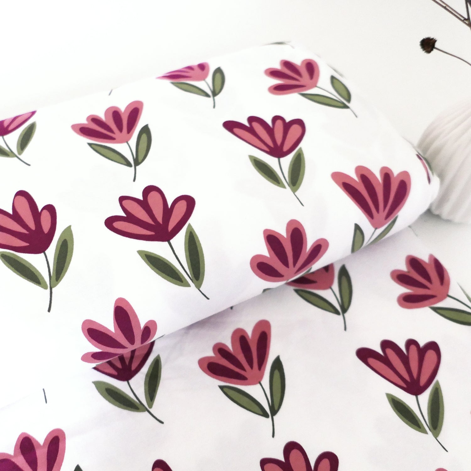 Jersey, große Blumen, Off-White, Rot, Meterware