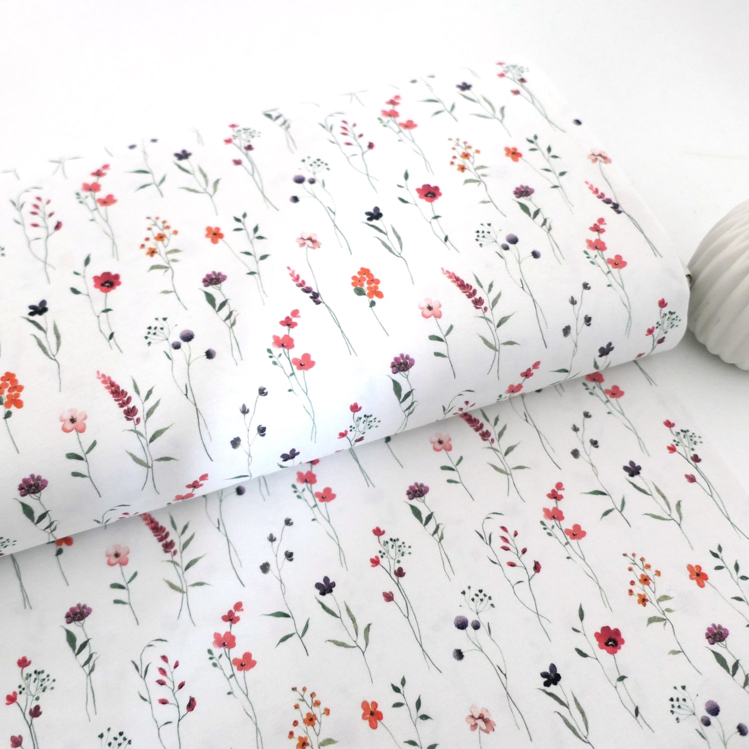 Jersey Kräuterwiese, Off-White, Bunt, Meterware