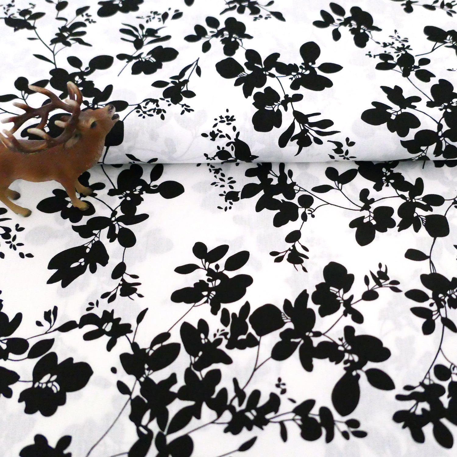 Baumwollstoff, Blumen, Weiß, Schwarz, Meterware
