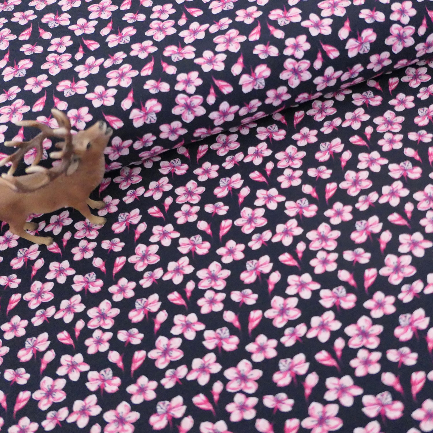 Jersey, pinke Blüten, Kalamos, Dunkelblau, swafing, Meterware
