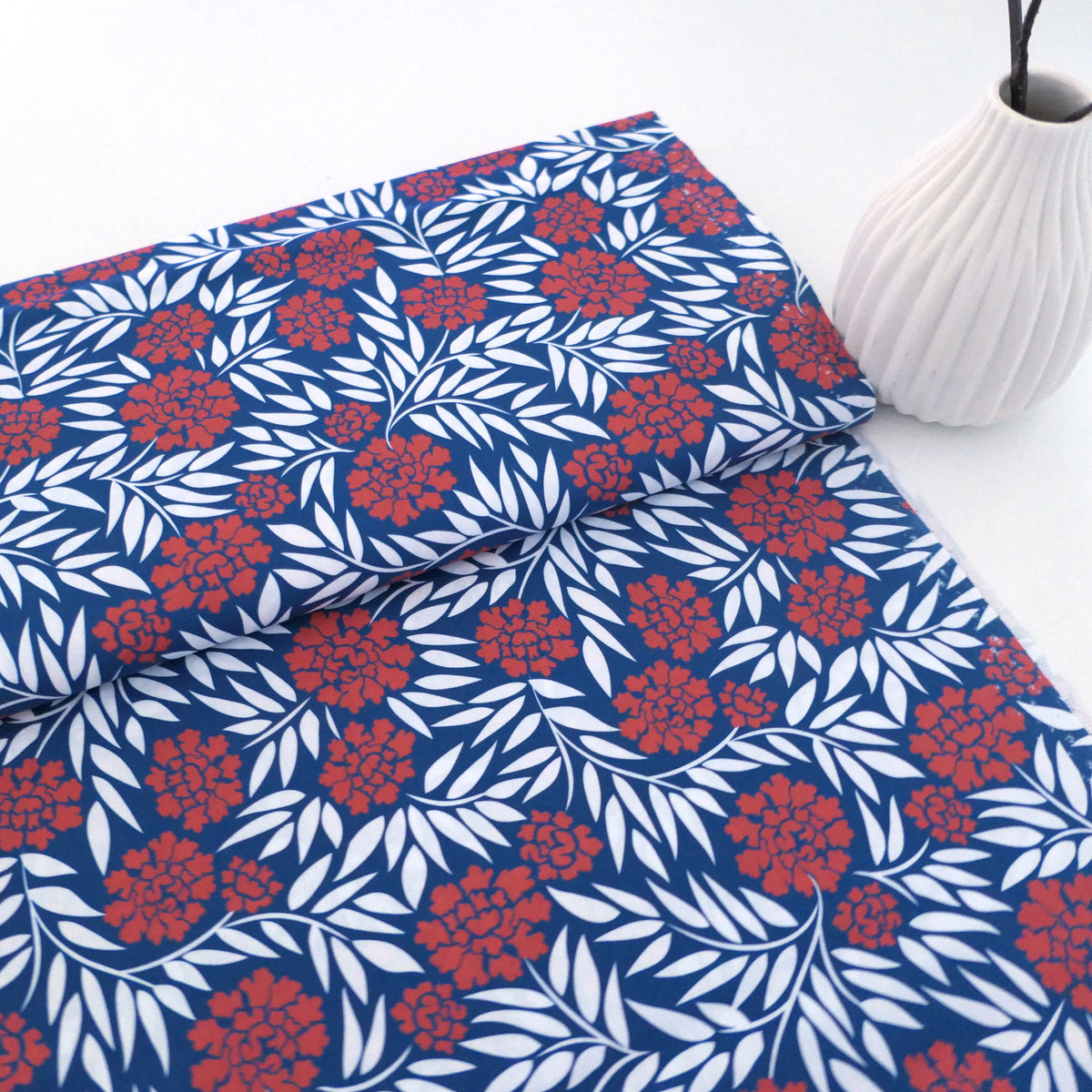 Baumwollstoff, Kim, swafing, Blüten, Blau, Rot, Weiß, Meterware