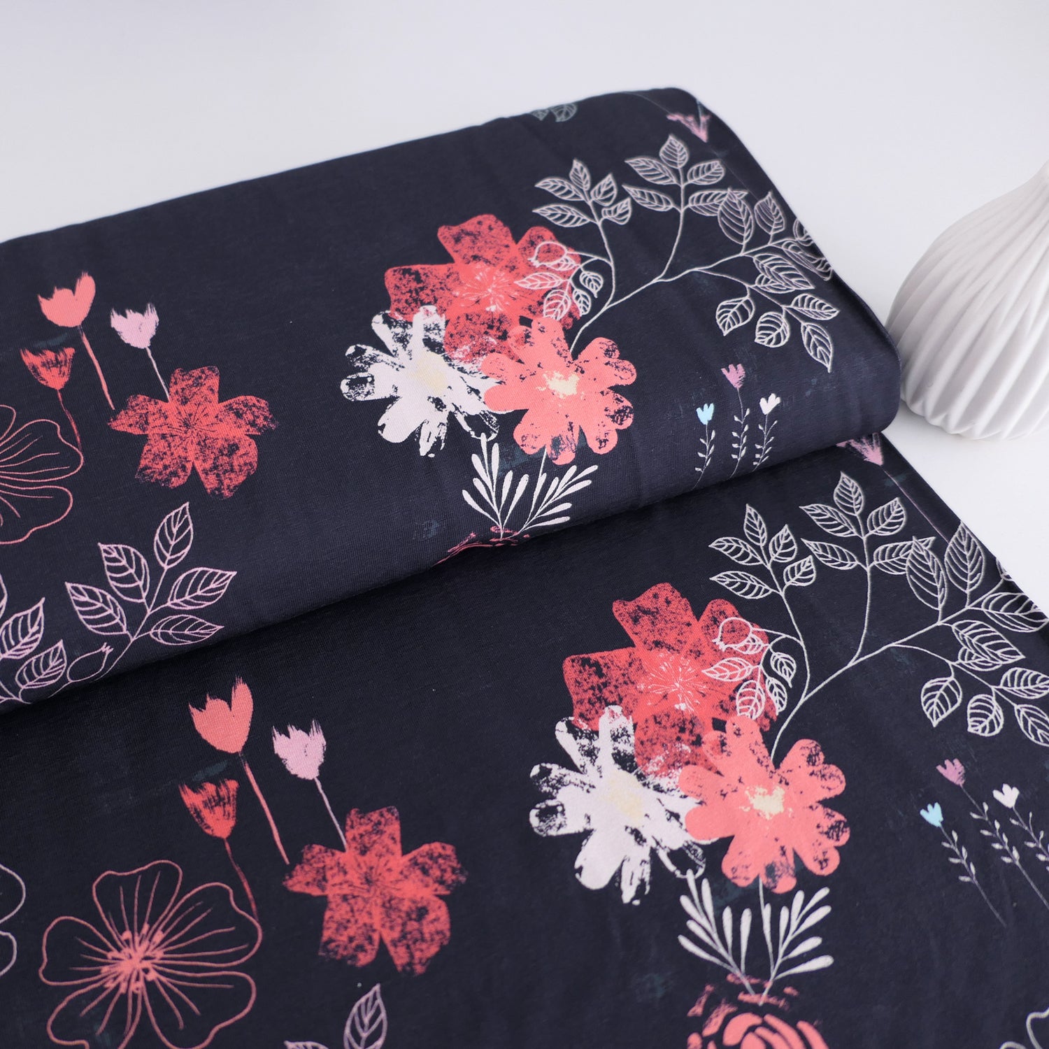Jersey, Mystical Florals, Blumen, Blüten, Schwarzblau, swafing, Meterware