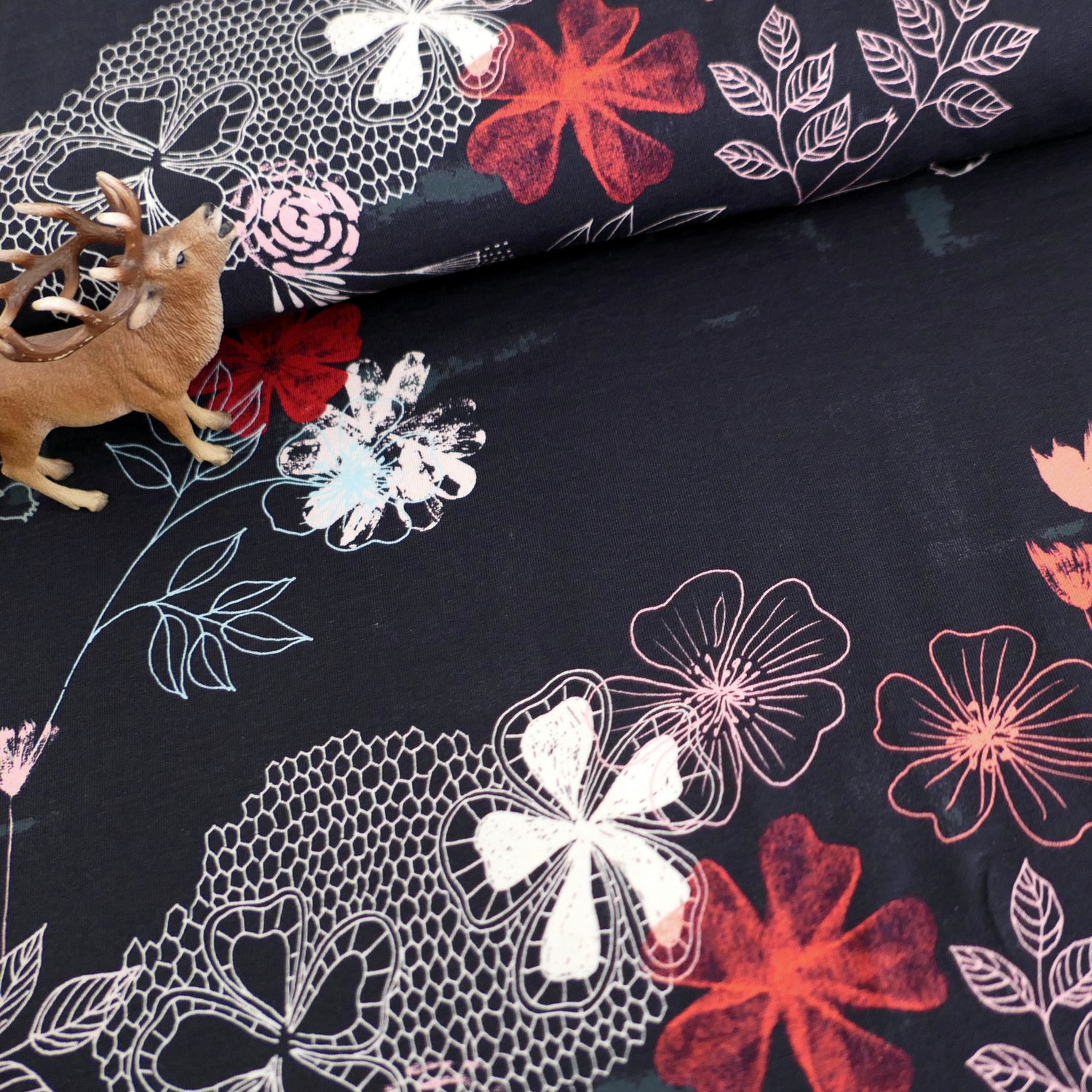Jersey, Mystical Florals, Blumen, Blüten, Schwarzblau, swafing, Meterware