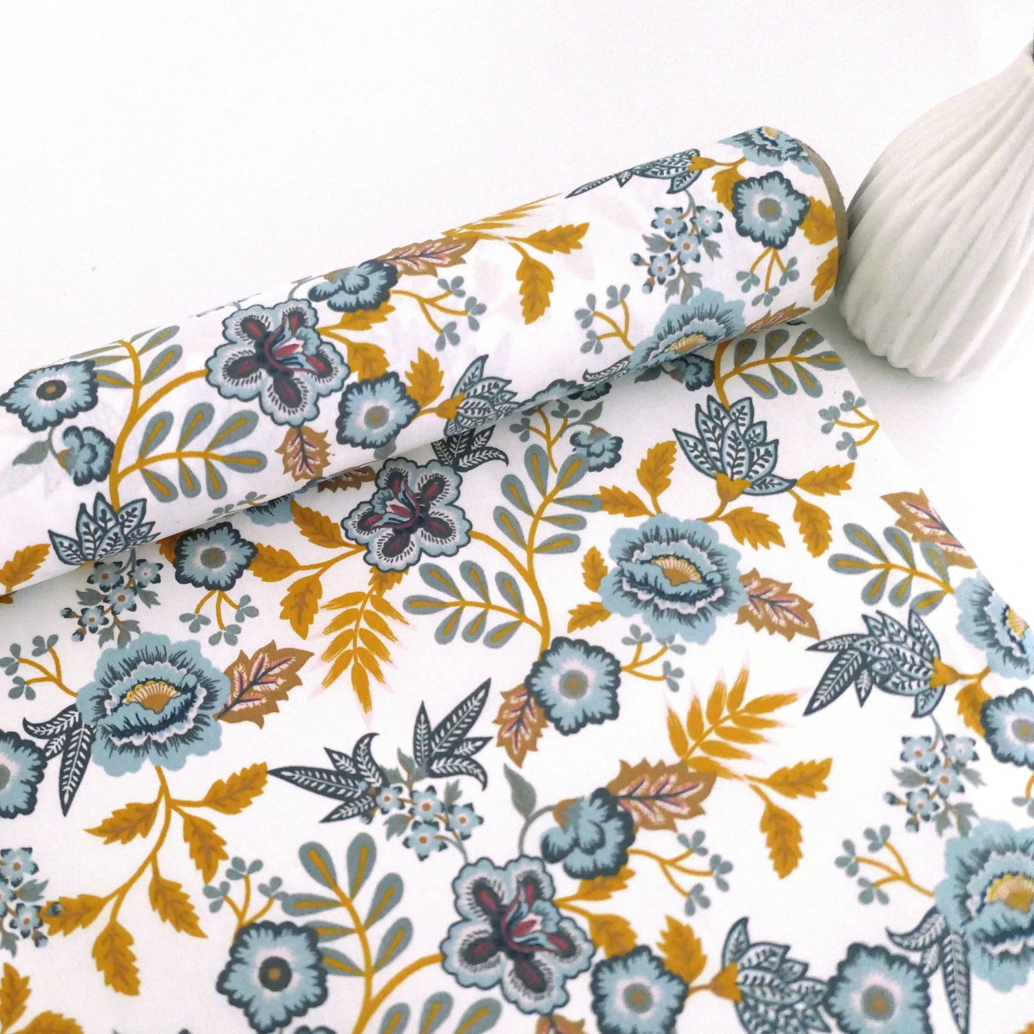 beschichtete Baumwolle, Paisley Blumen, Weiß, Meterware